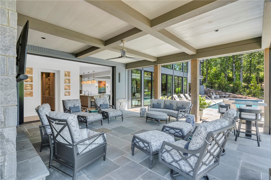 383 Peninsula Ridge Sunset, SC 29685 - Photo 16 of 46