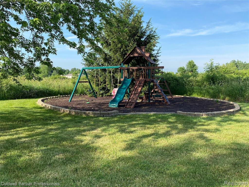 13800 Burt Road Capac, MI 48014 - Photo 14 of 39