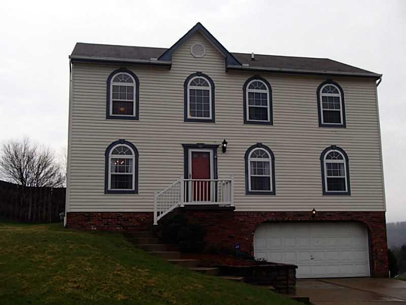 Exterior Front. Updated spacious 2,320 square foot home in a quiet cul-de-sac neighborhood in Shaler.