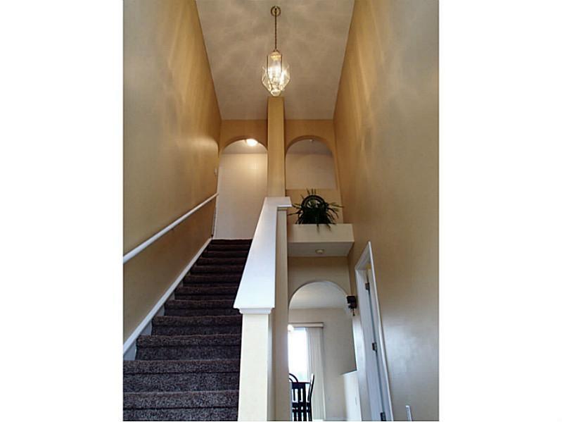 3018 Meyeridge Road Pittsburgh, PA 15209 - Photo 2 of 25 Entry/Foyer. Open 2 story entry.