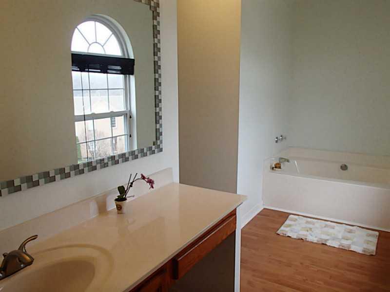 3018 Meyeridge Road Pittsburgh, PA 15209 - Photo 15 of 25 Master Bath/Spa.