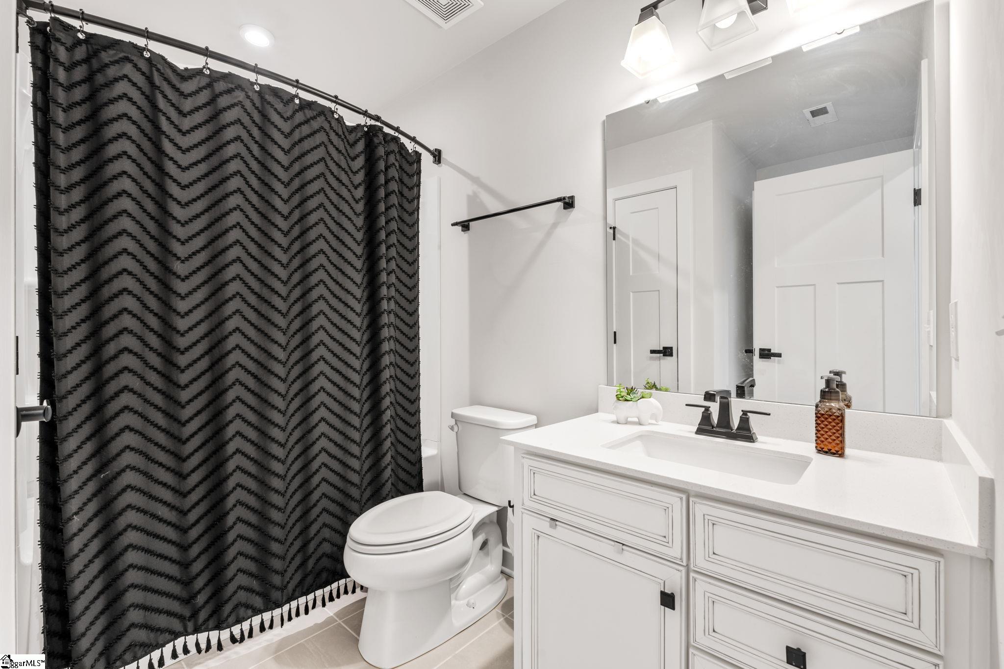 105 Comanche Trail Greenville, SC 29607 - Photo 23 of 34