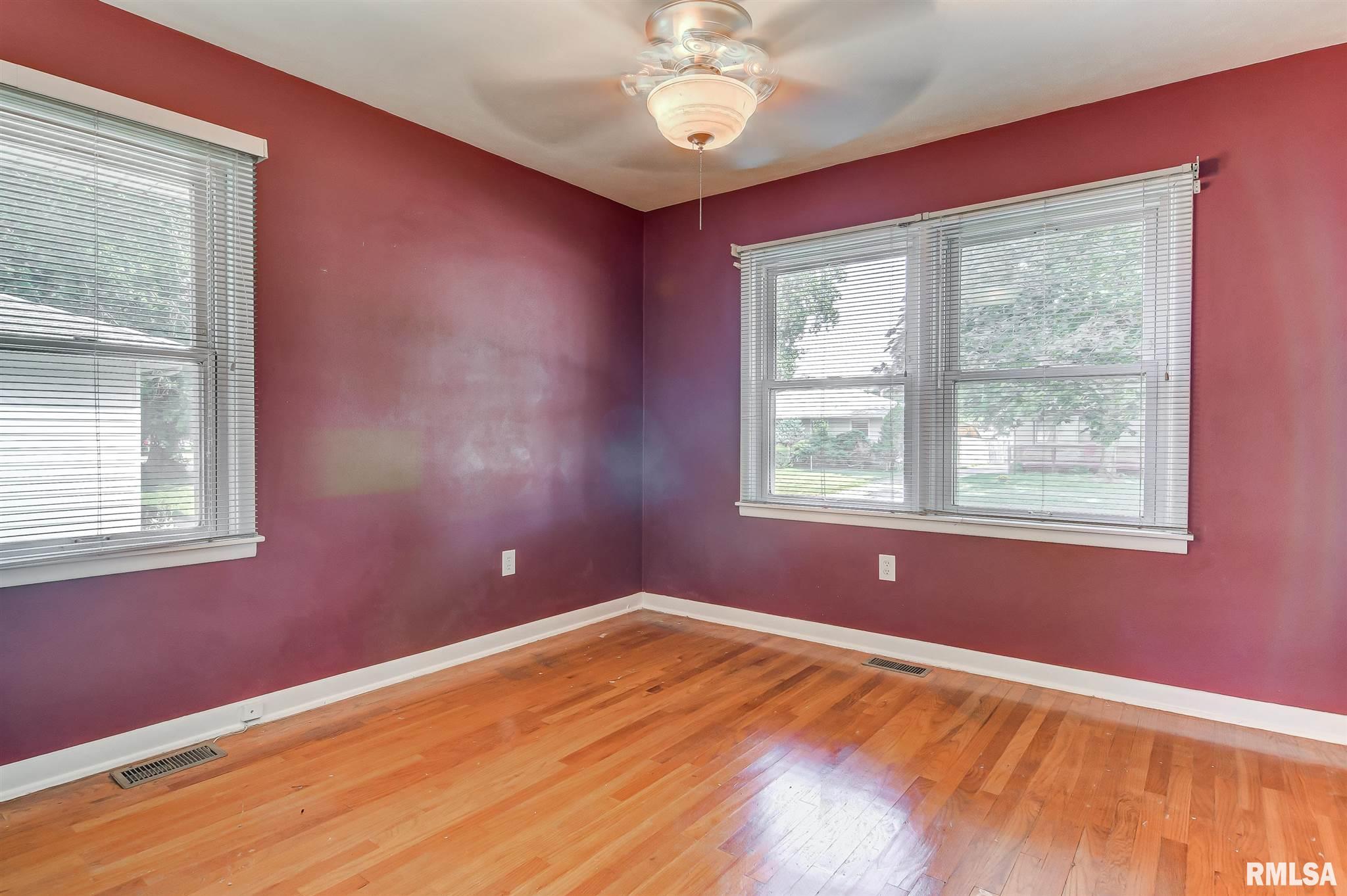 1912 East Pickett Street Springfield, IL 62703 - Photo 14 of 26