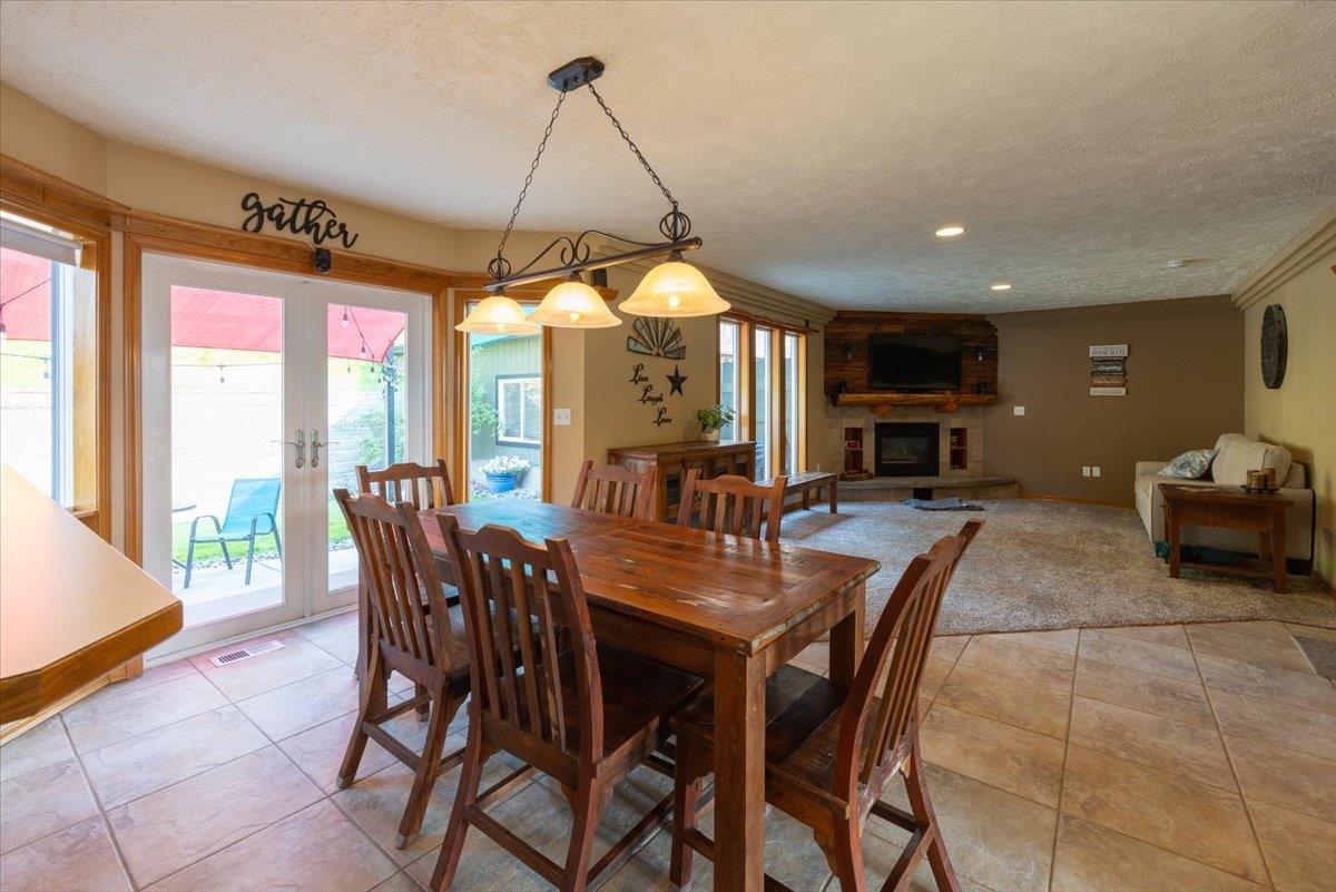 811 East Tudor Court Spokane, WA 99208 - Photo 12 of 37