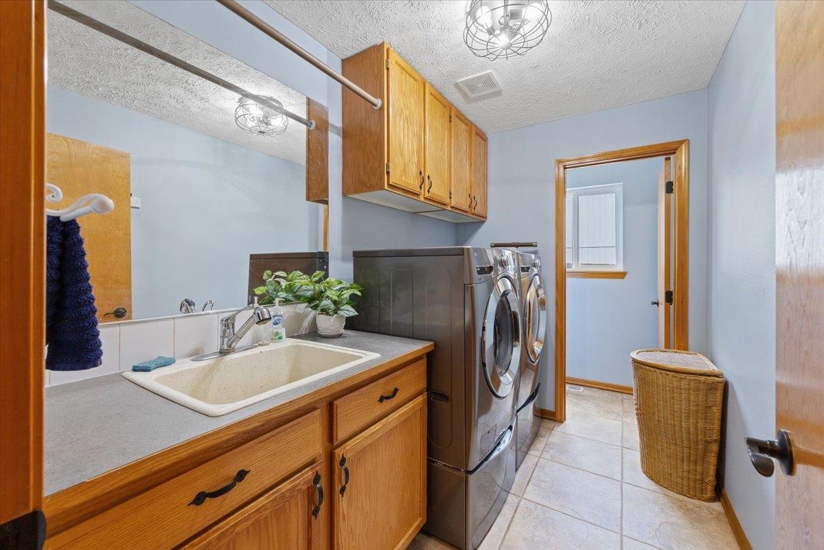 811 East Tudor Court Spokane, WA 99208 - Photo 13 of 37