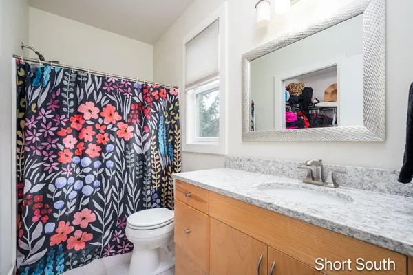 $379,000 | 2090 Celadon Drive Northeast, Grand Rapids, MI 49525