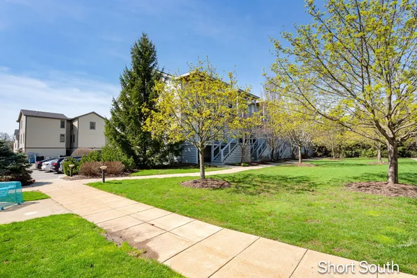 $379,000 | 2090 Celadon Drive Northeast, Grand Rapids, MI 49525