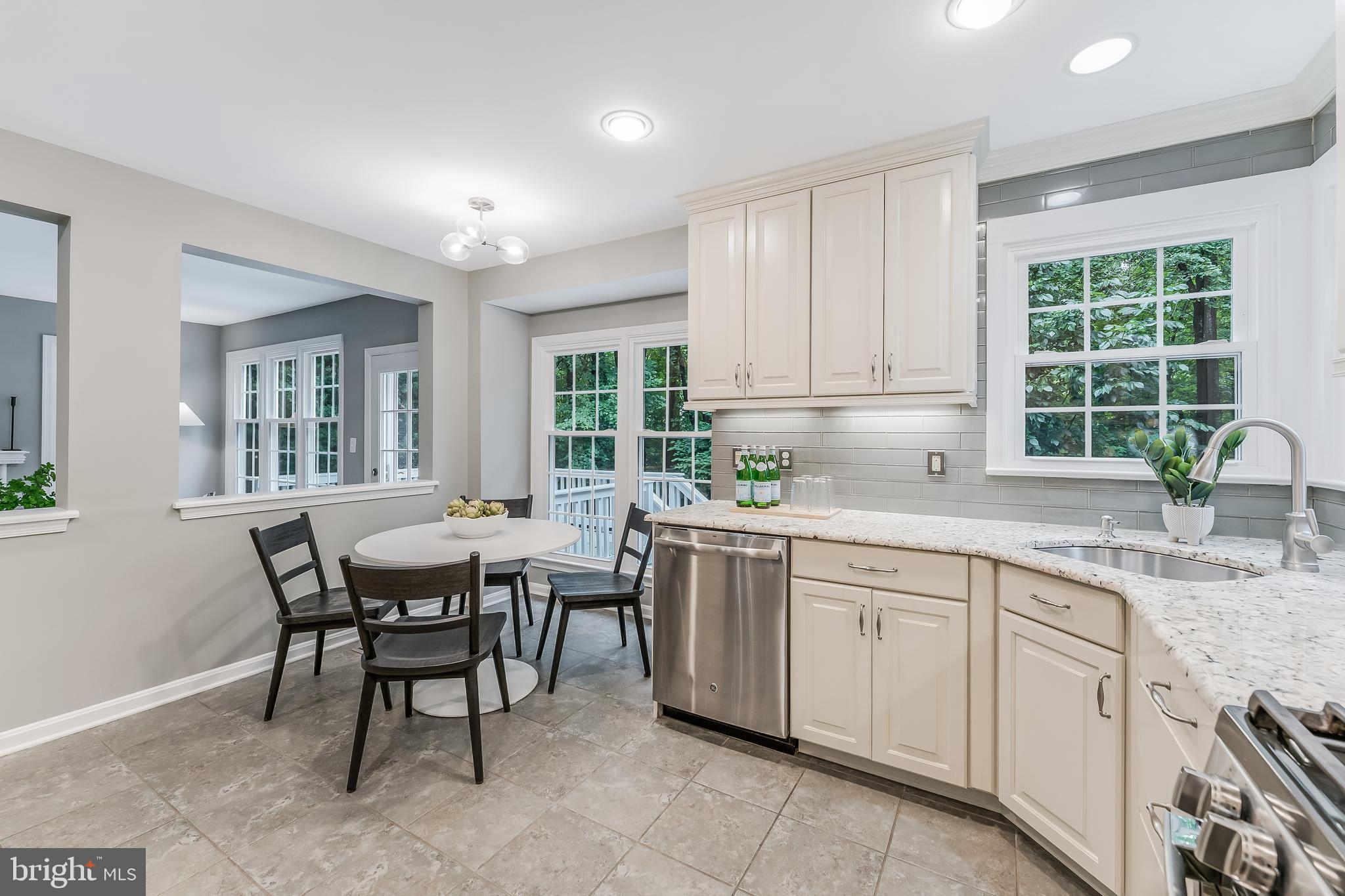 11634 Springhouse Place Reston, VA 20194 - Photo 11 of 63
