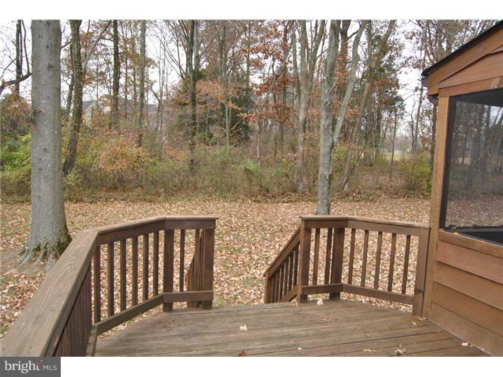 925 Ridgeview Lane Lower Gwynedd, PA 19002 - Photo 13 of 15 Deck