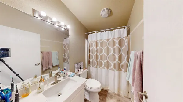 $180,000 | 1624 Highway 99, Unit 66, Manteca, CA 95336