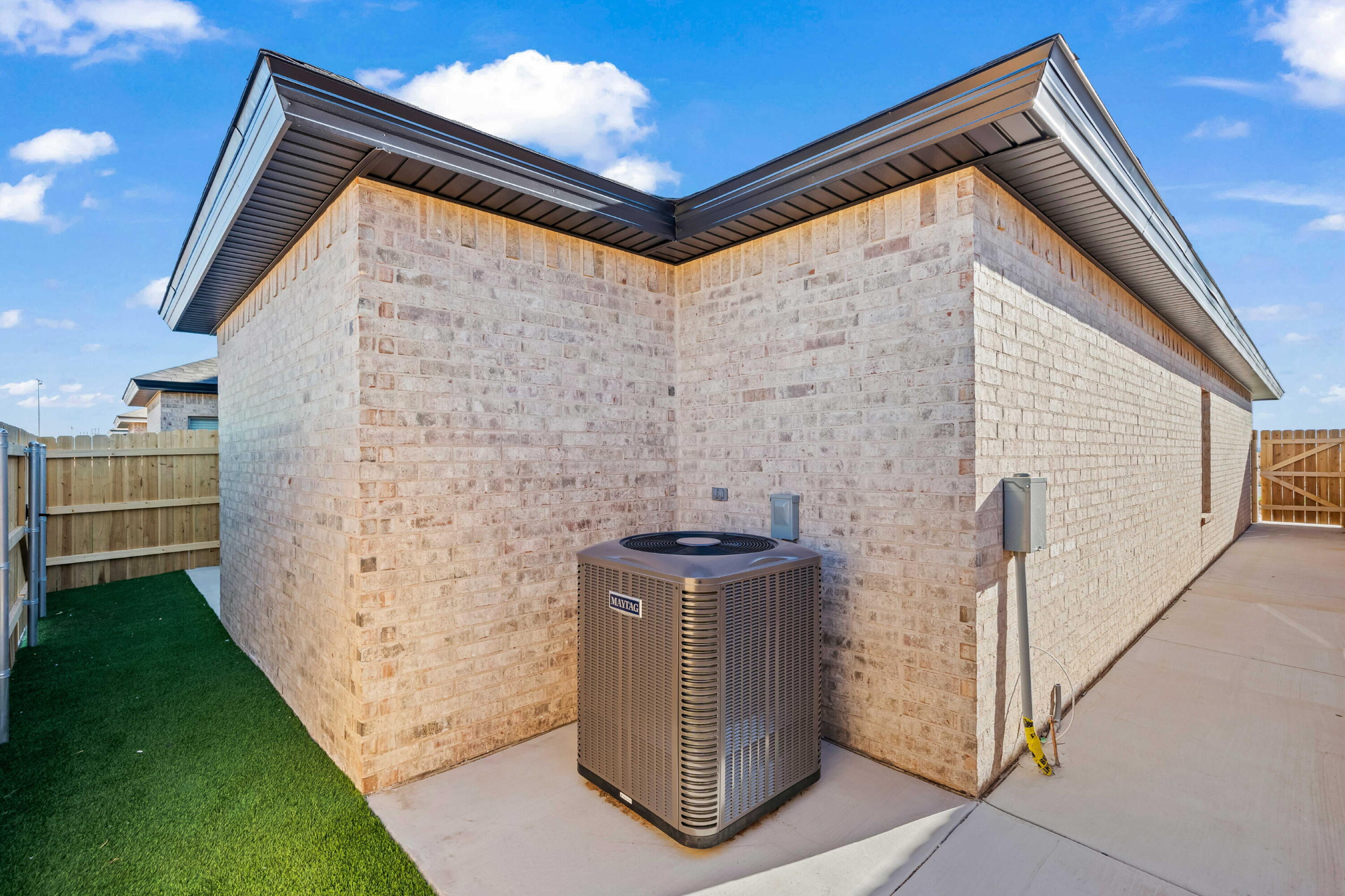 7014 40th Street, Unit B Lubbock, TX 79407 - Photo 5 of 20 a view of outdoor space and yard