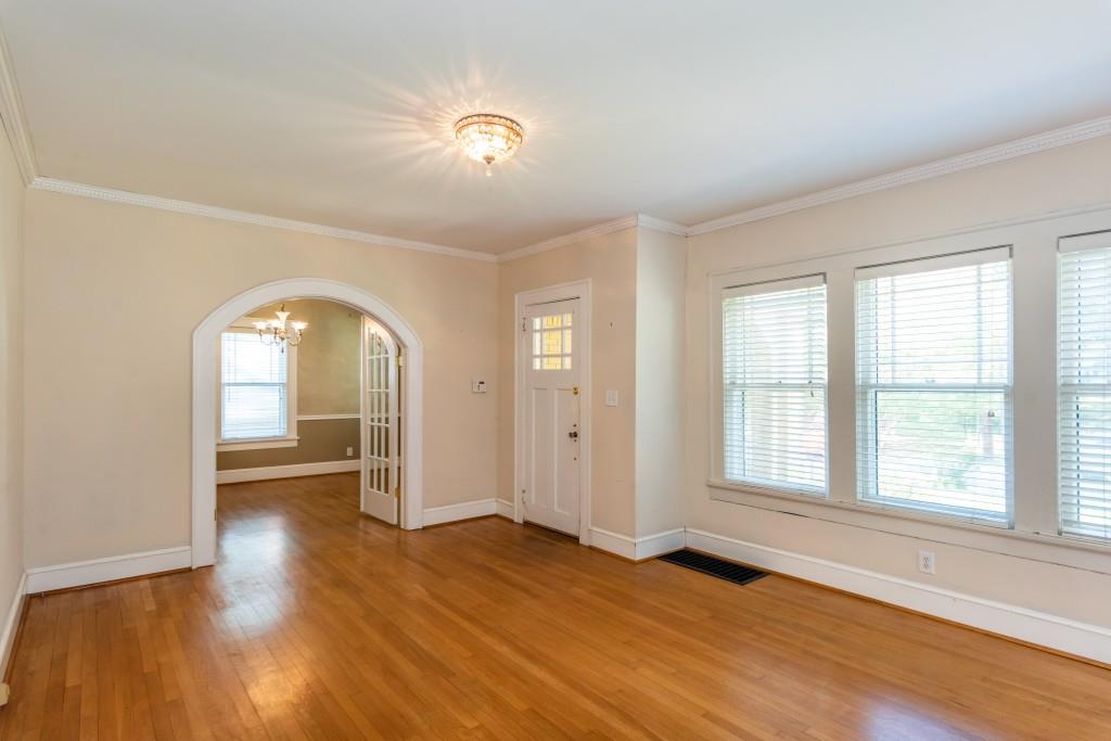 727 Yorkshire Road Northeast Atlanta, GA 30306 - Photo 8 of 38 Gallery Image 8