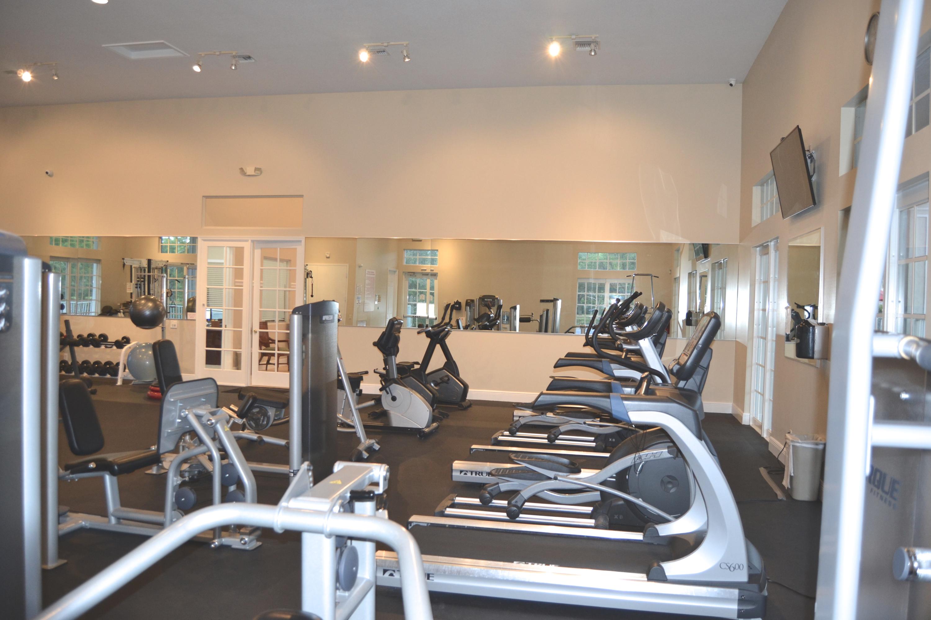 556 Mulberry Grove Road Royal Palm Beach, FL 33411 - Photo 27 of 30 Fitness Center