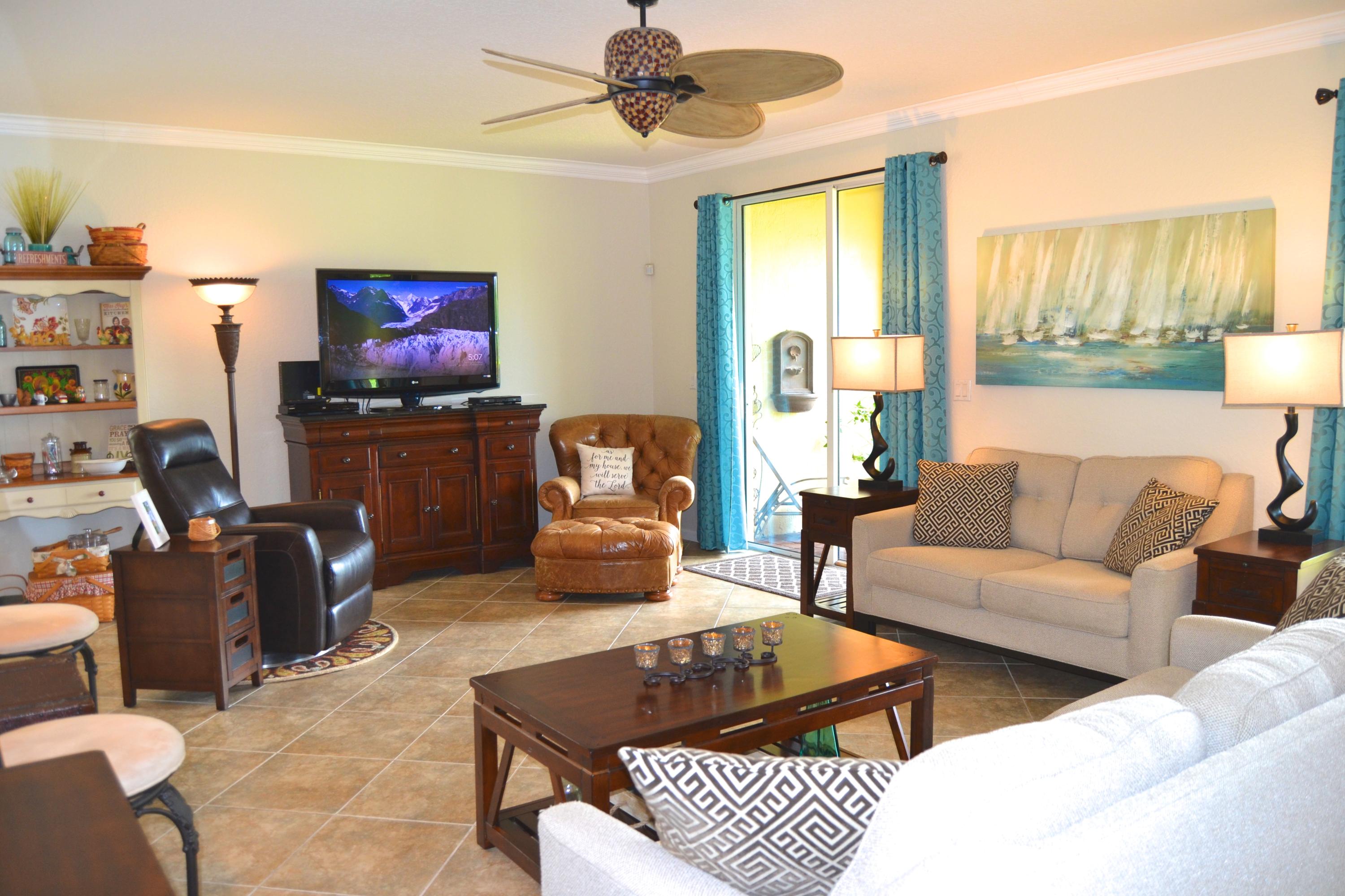 556 Mulberry Grove Road Royal Palm Beach, FL 33411 - Photo 5 of 30 Family Room