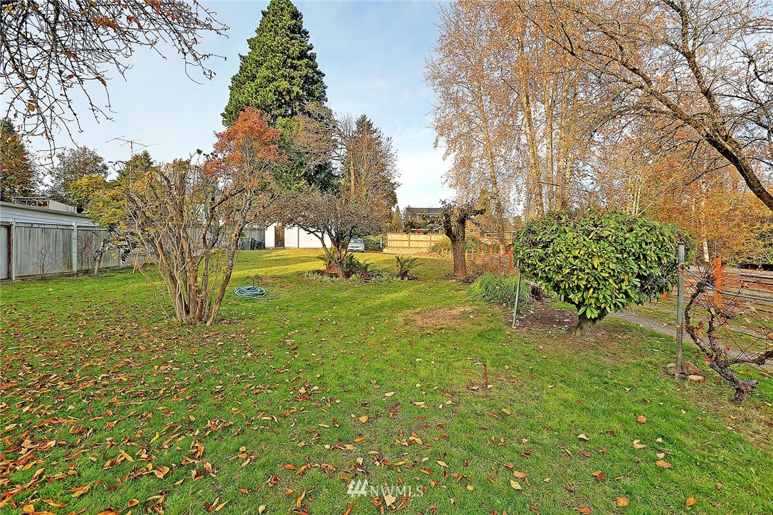 1012 Southwest 4th Place Renton, WA 98057 - Photo 20 of 22