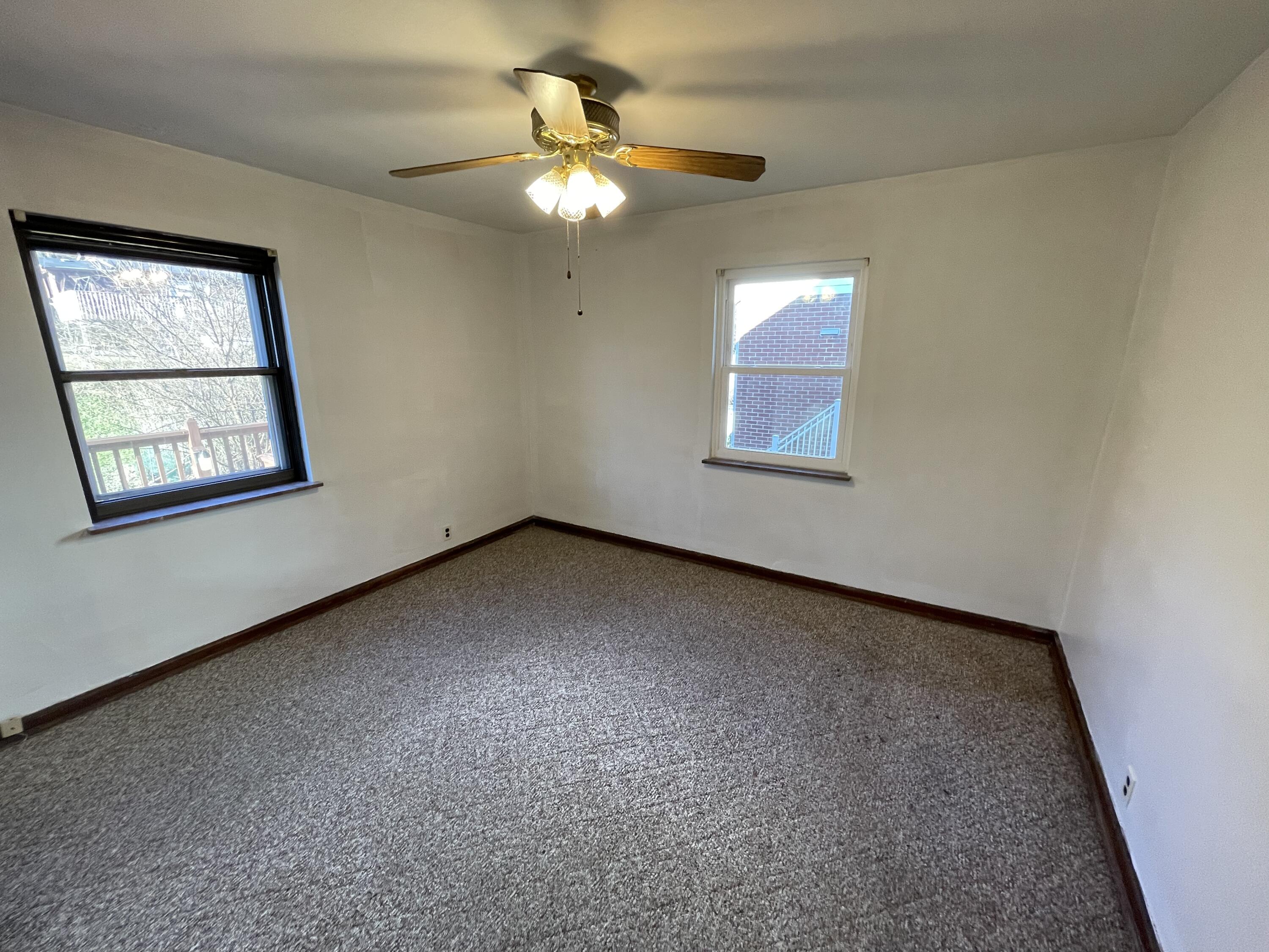 331 Riddle Place Newport, KY 41071 - Photo 8 of 22 Gallery Image 8