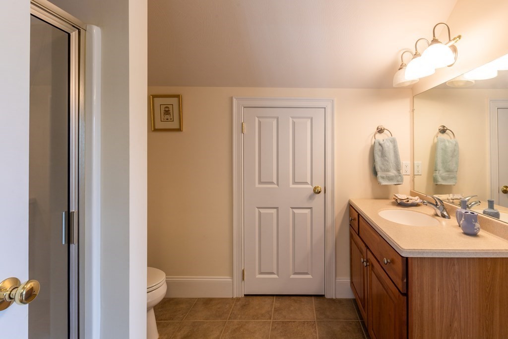 15 Brookview Road, Unit 15 Windham, NH 03087 - Photo 21 of 27