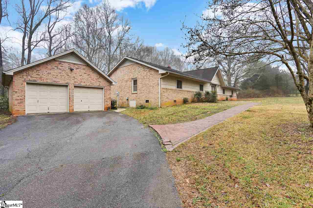 487 Anderson Ridge Road Greer, SC 29651 - Photo 11 of 36 Gallery Image 11