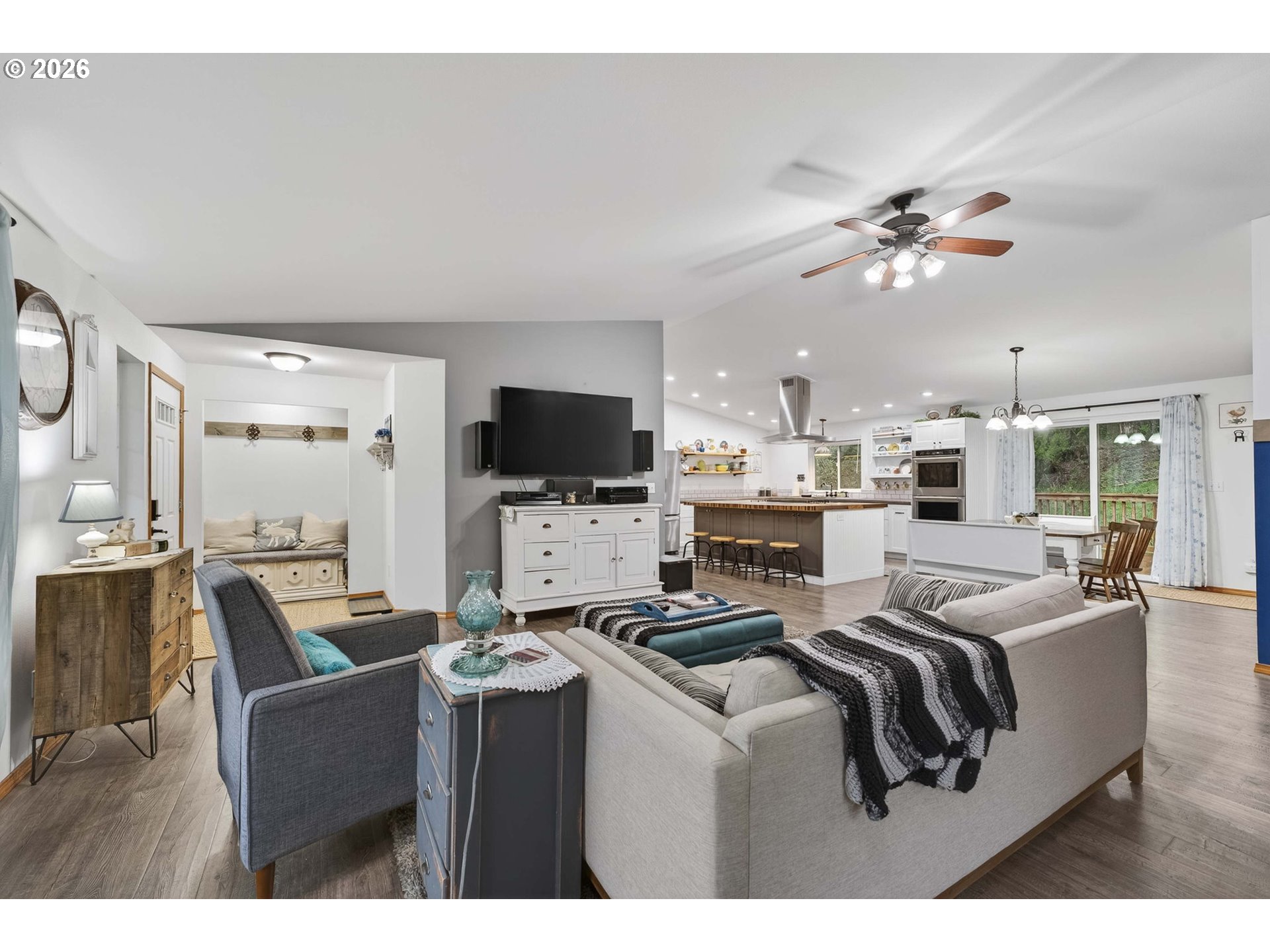 11616 Lewis River Road Ariel, WA 98603 - Photo 4 of 44