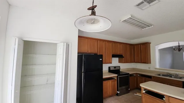 $2,850 | 5627 Florence Harbor Drive, Orlando, FL 32829