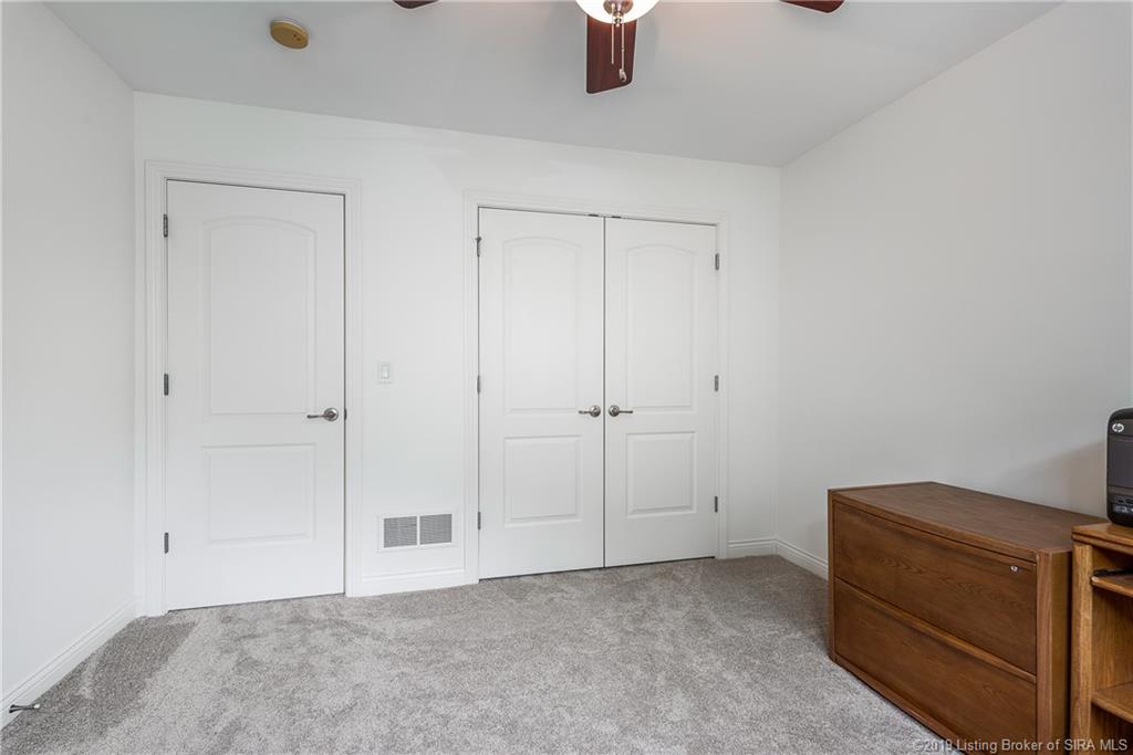 4043 Viewcrest Loop Floyds Knobs, IN 47119 - Photo 17 of 33 Gallery Image 17