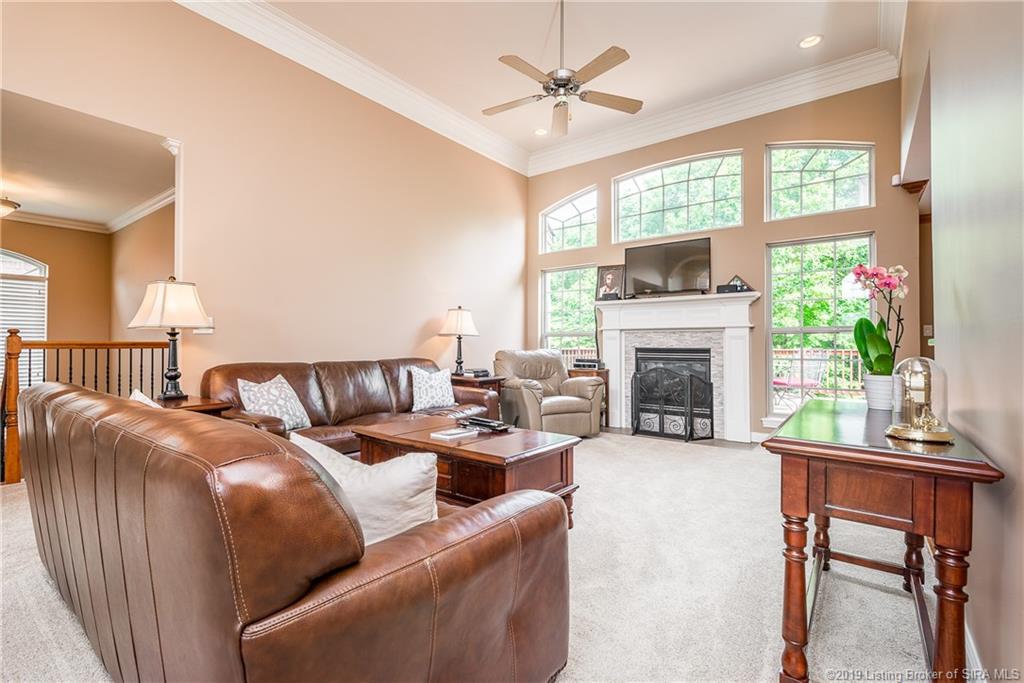 4043 Viewcrest Loop Floyds Knobs, IN 47119 - Photo 4 of 33 Gallery Image 4