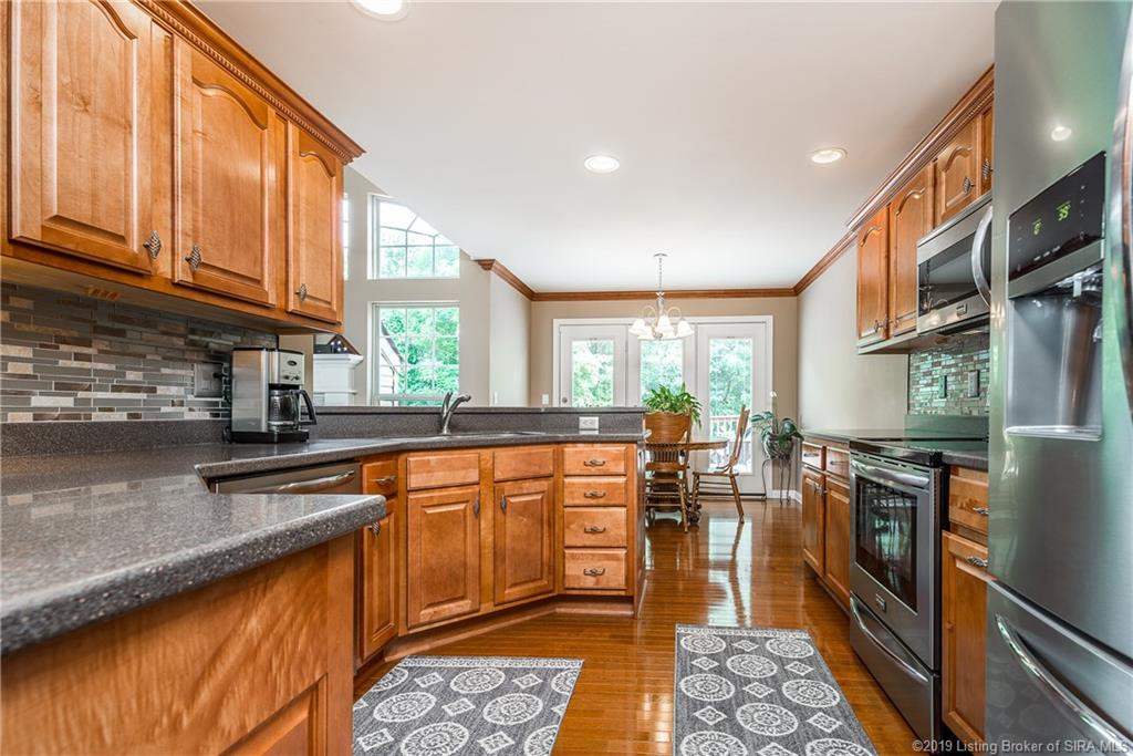 4043 Viewcrest Loop Floyds Knobs, IN 47119 - Photo 8 of 33 Gallery Image 8