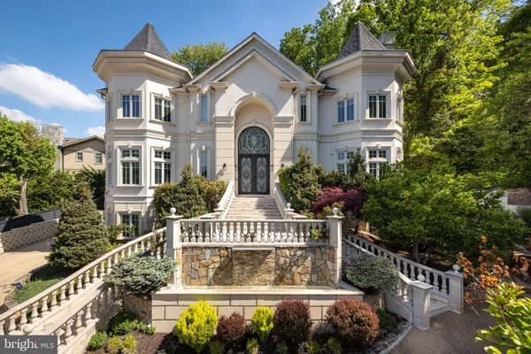 $4,495,000 | 5821 Goldsboro Road, Bethesda, MD 20817