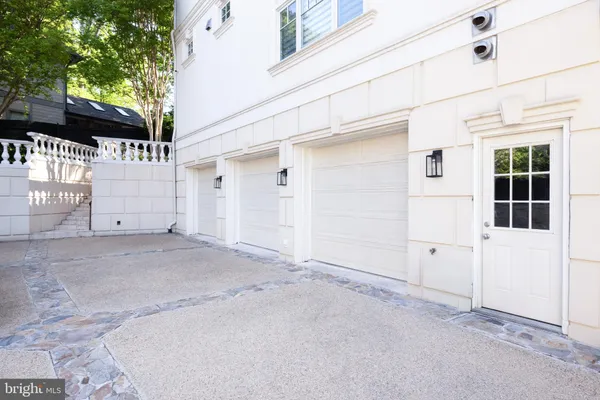 $4,495,000 | 5821 Goldsboro Road, Bethesda, MD 20817