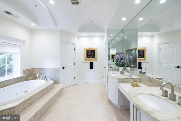 $4,495,000 | 5821 Goldsboro Road, Bethesda, MD 20817