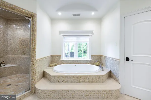 $4,495,000 | 5821 Goldsboro Road, Bethesda, MD 20817