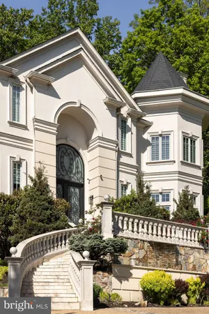 $4,495,000 | 5821 Goldsboro Road, Bethesda, MD 20817