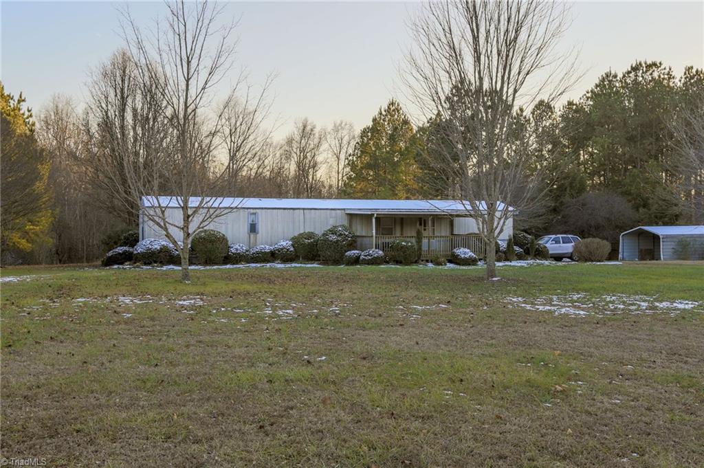 297 Carter Road Thomasville, NC 27360 - Photo 1 of 13 Gallery Image 1