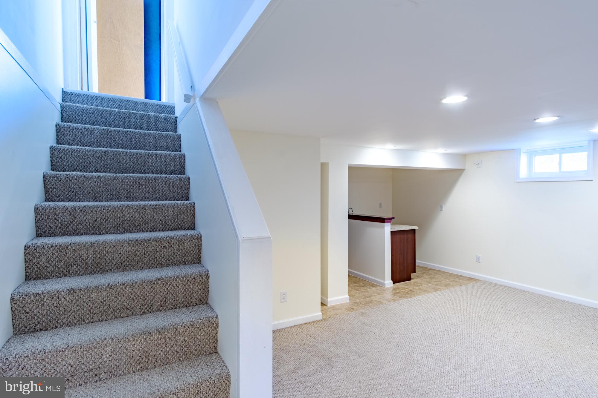 8501 Pleasant Plains Road Baltimore, MD 21286 - Photo 31 of 53 a view of an entryway with staircase