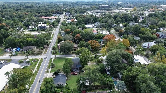 a house view with a outdoor space