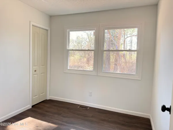 $229,500 | 2220 Highway 211, Eagle Springs, NC 27242