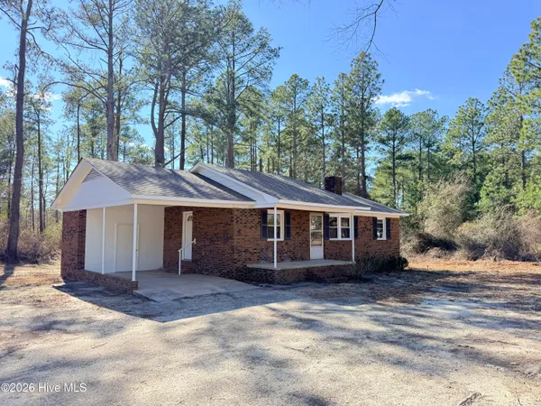 $229,500 | 2220 Highway 211, Eagle Springs, NC 27242