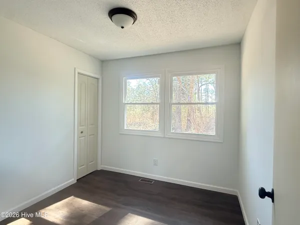 $229,500 | 2220 Highway 211, Eagle Springs, NC 27242