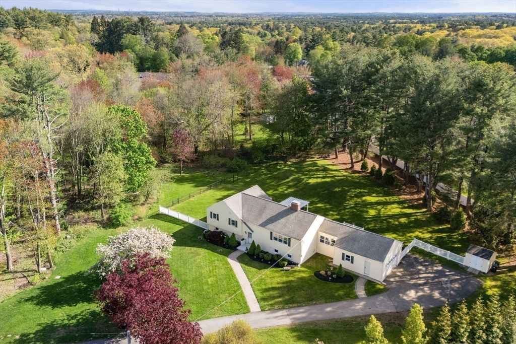 13 Pinecrest Road Andover, MA 01810 - Photo 37 of 40