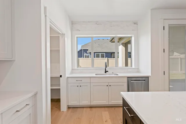 $749,880 | 2061 North Peakhurt Avenue, Kuna, ID 83634