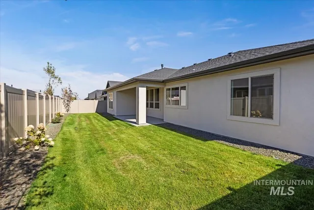 $749,880 | 2061 North Peakhurt Avenue, Kuna, ID 83634