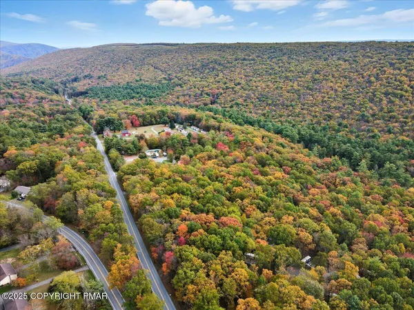 $480,000 | 129 Lentz Trail, Jim Thorpe, PA 18229