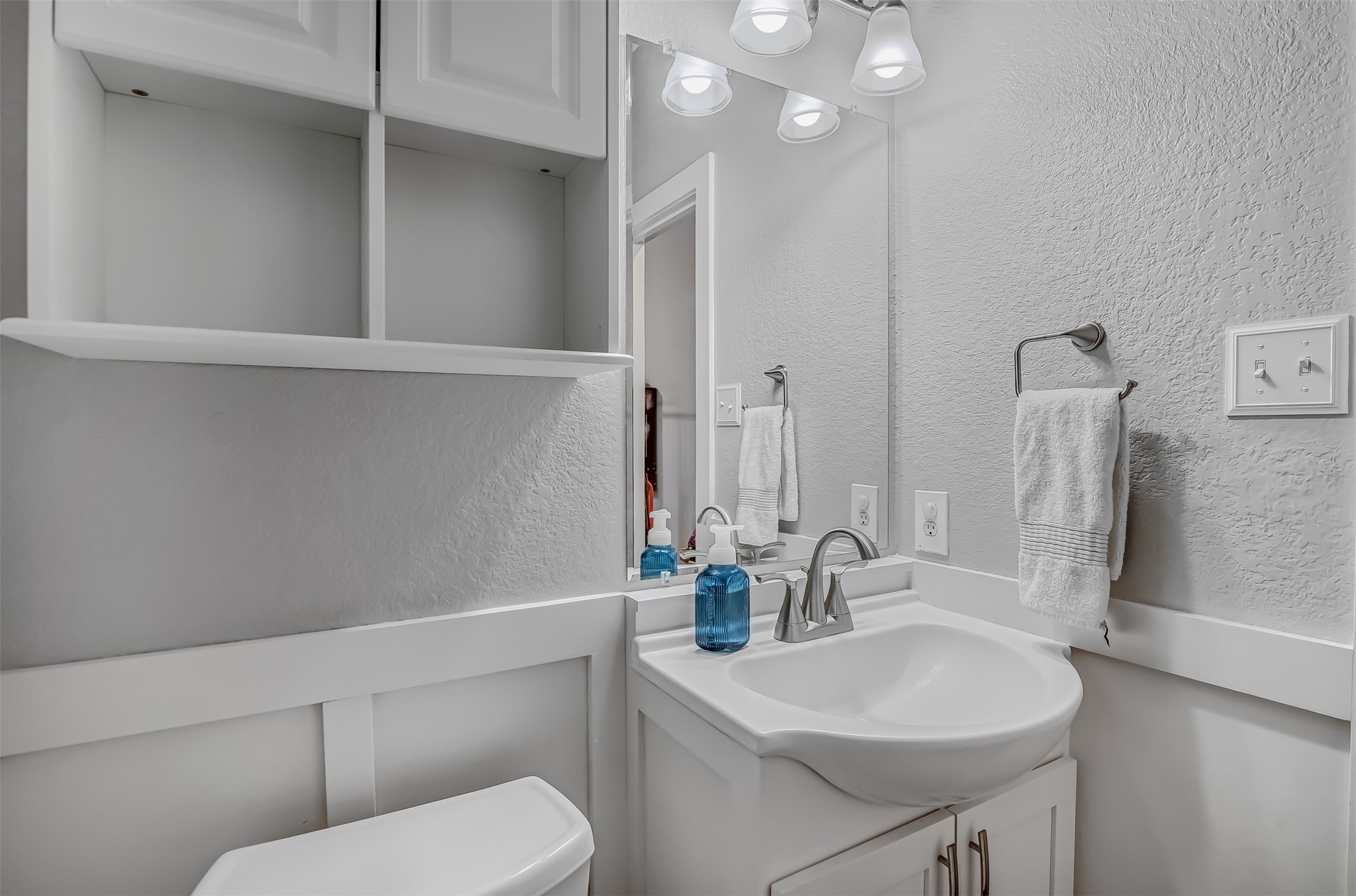 19303 Young Oak Street Spring, TX 77379 - Photo 23 of 29 Half bathroom downstairs.
