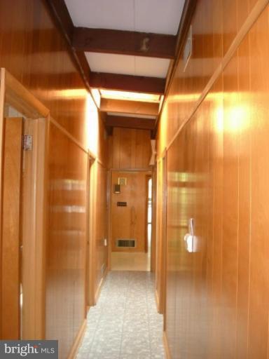 15101 Auburn Road East Accokeek, MD 20607 - Photo 20 of 30 Hallway