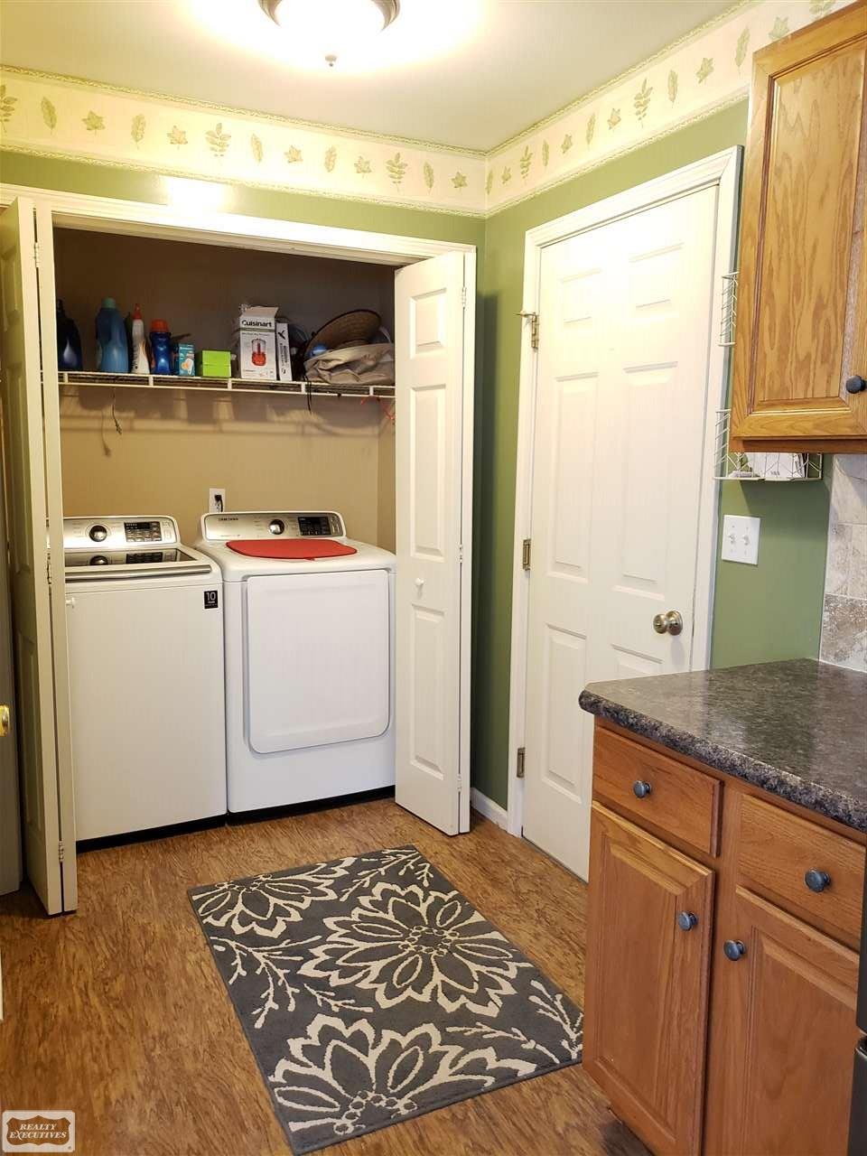 5715 Miller Road Capac, MI 48014 - Photo 18 of 18 31381403-17.JPG