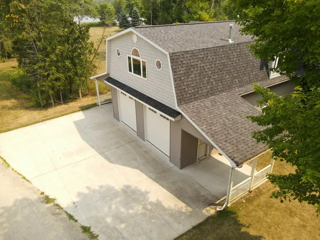 $375,000 | 20128 Merritt Avenue, Chippewa Lake, MI 49320