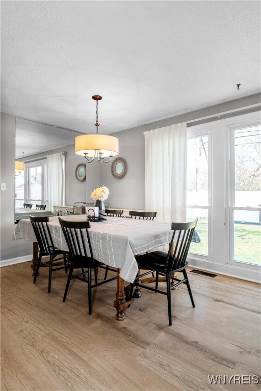 404 Woodgate Road Tonawanda, NY 14150 - Photo 7 of 37