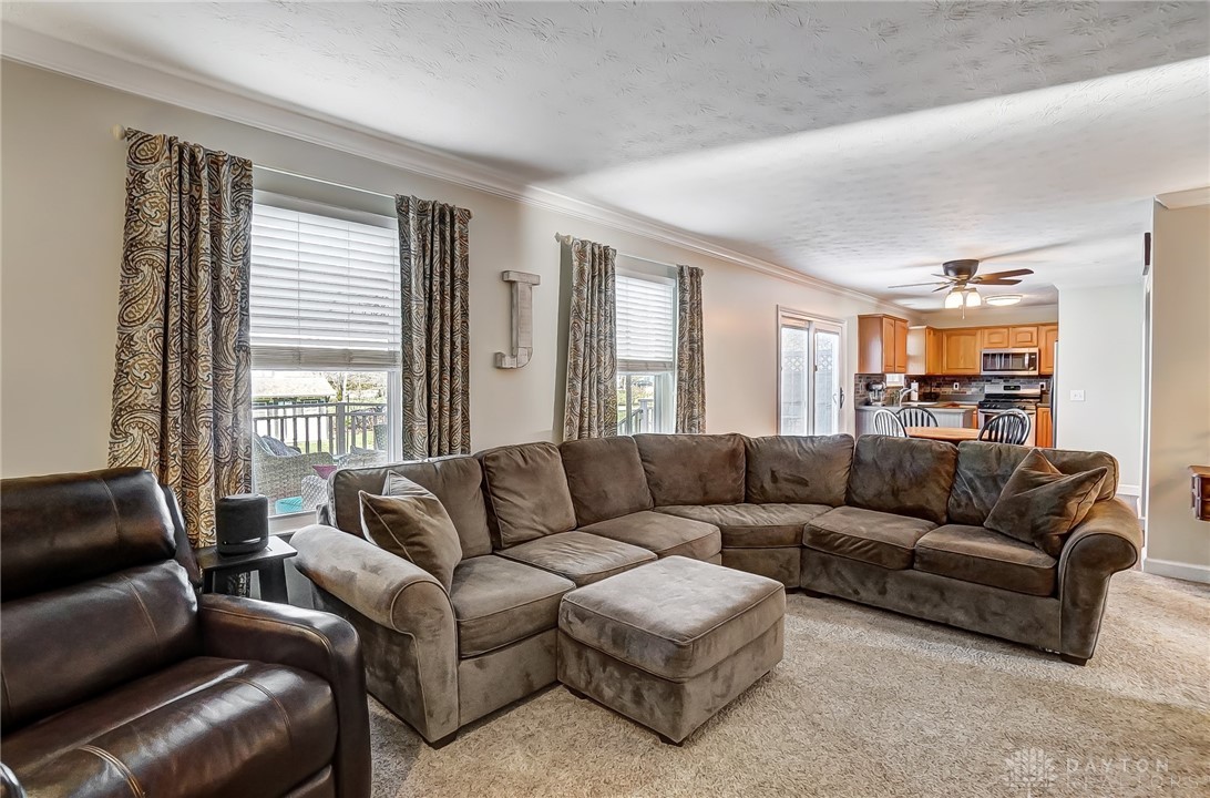 660 Springmill Drive Springboro, OH 45066 - Photo 11 of 76