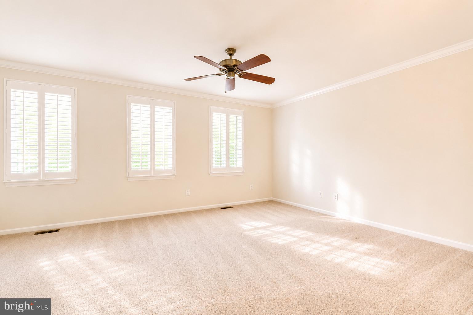 2184 Pond View Court Reston, VA 20191 - Photo 17 of 34