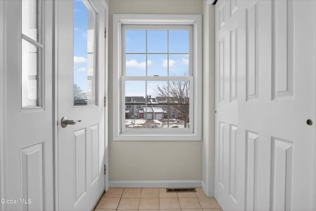 $799,900 | 3 Beach Court, Saratoga Springs, NY 12866